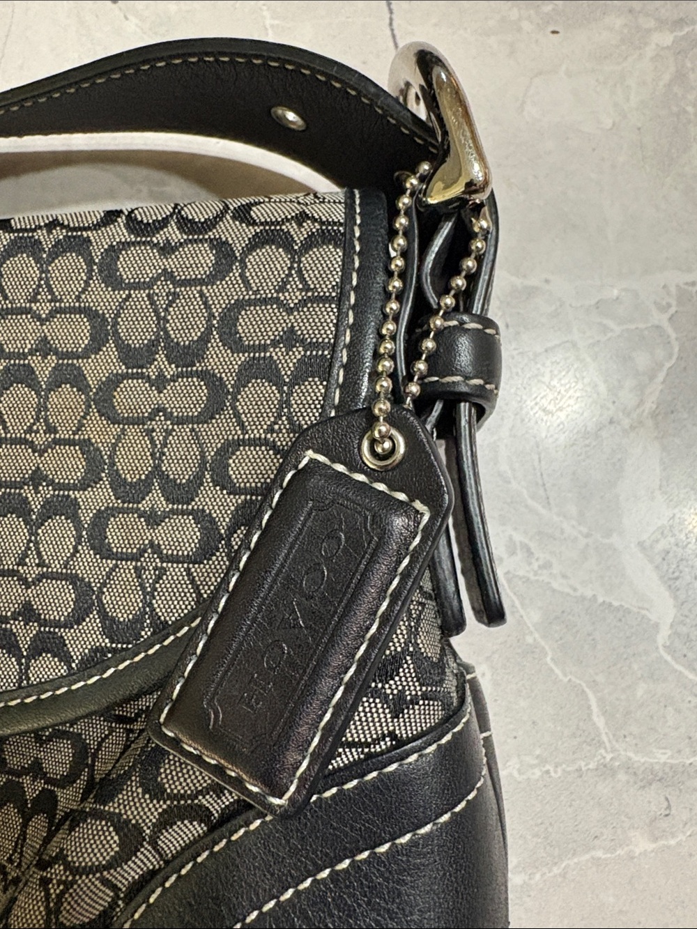 Coach Black and Brown Signature Canvas Shoulder Bag - Picture 3 of 9